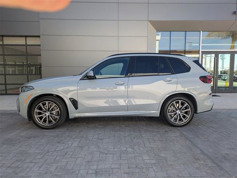 Used 2026 BMW X5 xDrive40i image 7