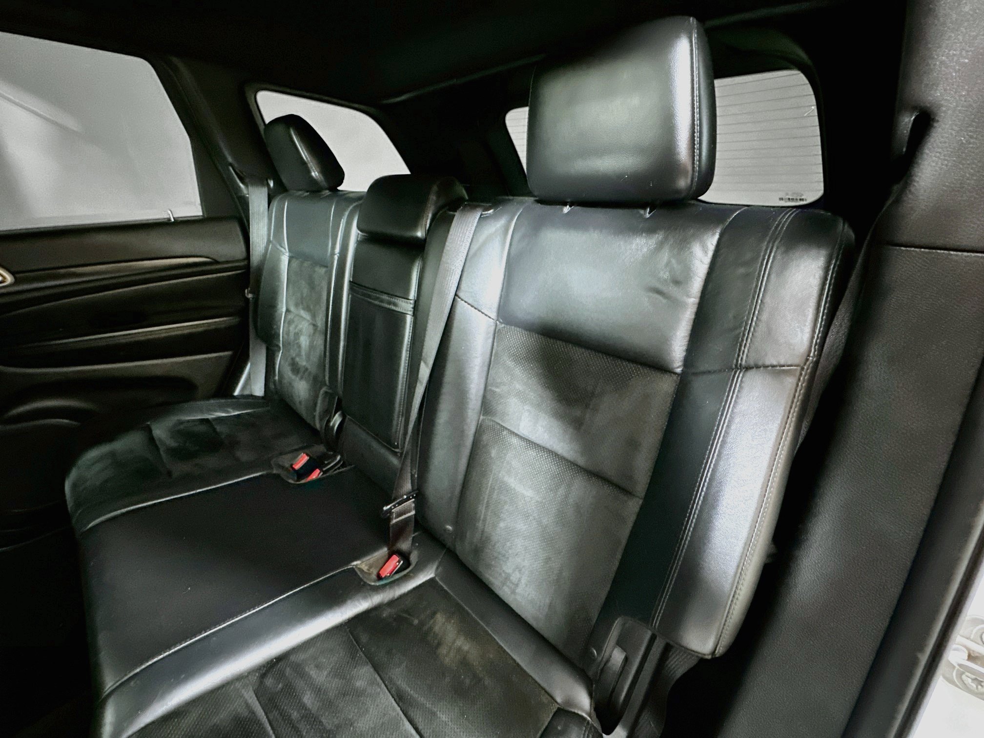 Used 2014 Jeep Grand Cherokee Altitude AWD/4WD image 24