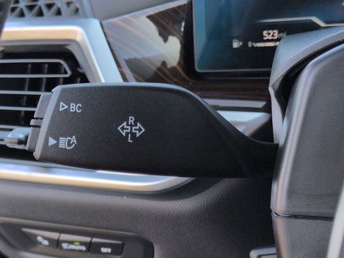 Used 2026 BMW X5 xDrive40i w/ M Sport Package image 29