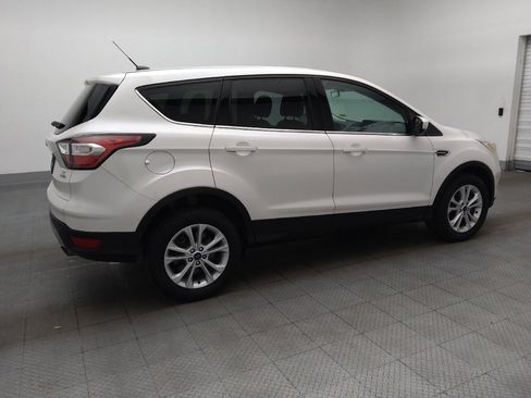 Used 2017 Ford Escape SE image 10