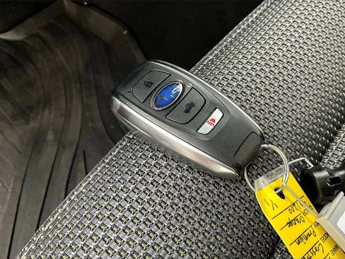 Used 2024 Subaru Crosstrek 2.0i Premium image 11