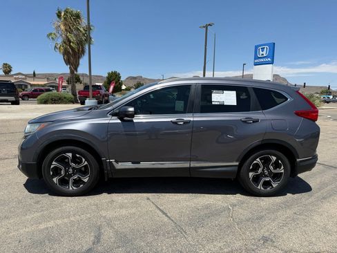 Used 2017 Honda CR-V Touring image 3