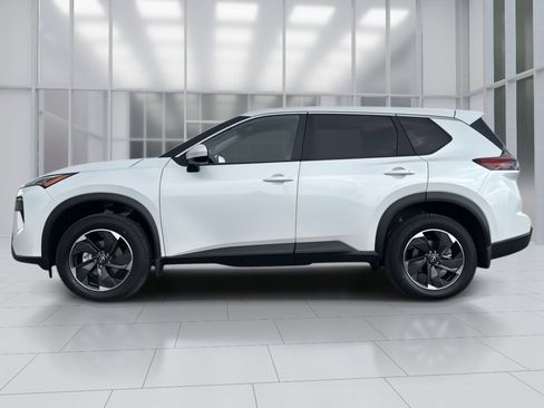 New 2026 Nissan Rogue SV image 2