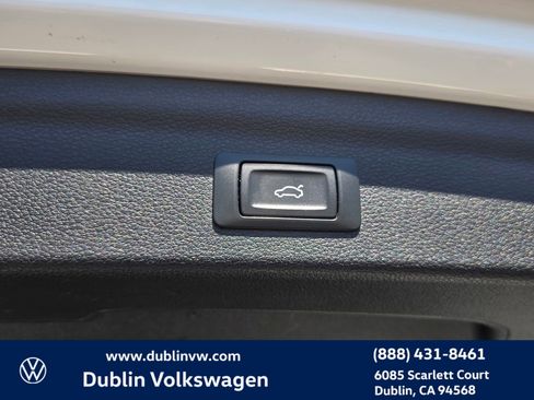 Used 2023 Audi Q3 2.0T Premium w/ 19" Wheel Package image 26