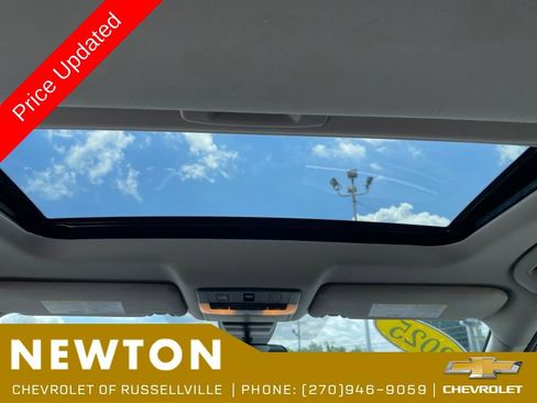 Used 2025 Nissan Altima 2.5 SL AWD/4WD image 19