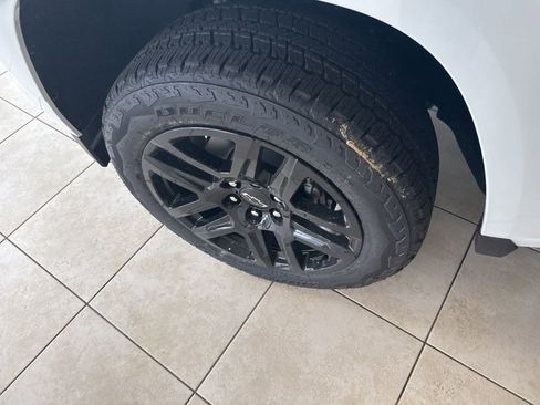 New 2025 Chevrolet Colorado Z71 w/ Z71 Convenience Package 2 image 12