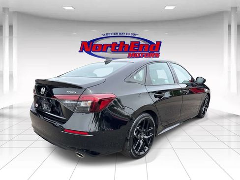 Used 2025 Honda Civic Sport image 3