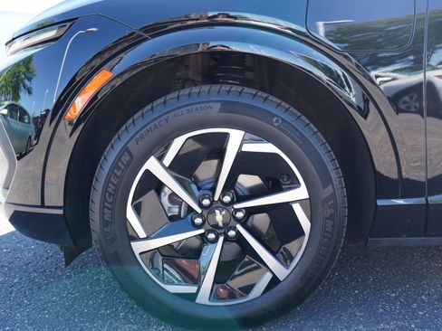 Used 2024 Chevrolet Equinox EV LT AWD/4WD image 6