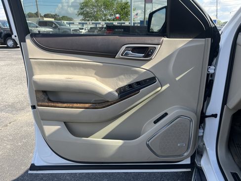 Used 2015 GMC Yukon Denali w/ Touring Package image 12