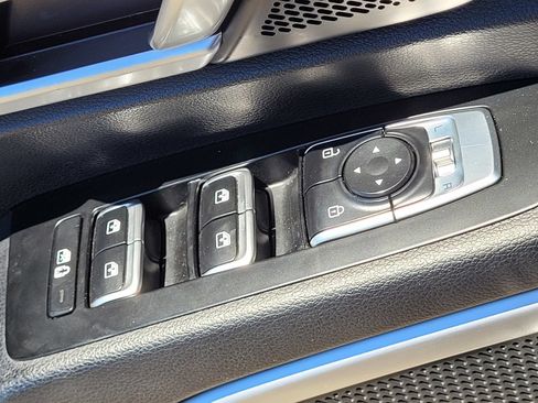 Used 2024 Kia Telluride S w/ S Sunroof Package FWD image 16