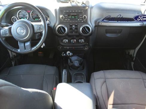 Used 2017 Jeep Wrangler Unlimited Sport w/ Quick Order Package 23S image 14