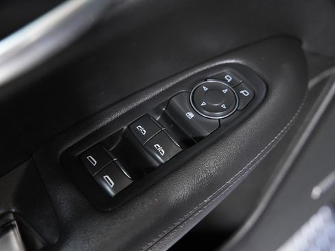 Used 2024 Cadillac XT5 Luxury w/ LPO, Floor Liner Package FWD image 30