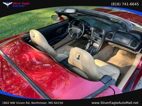 Used 2001 Chevrolet Corvette Convertible w/ Preferred Equipment Group2 RWD image 8