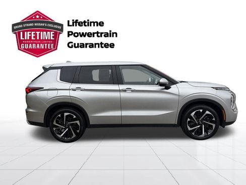 Used 2024 Mitsubishi Outlander SE image 8