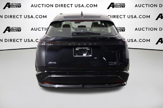 Used 2023 Nissan Ariya AWD image 3