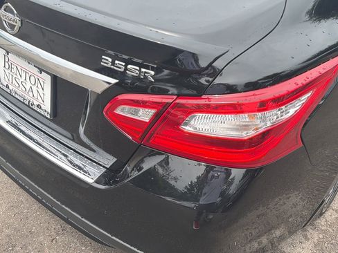 Used 2016 Nissan Altima 3.5 SR FWD image 40