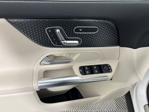 Used 2026 Mercedes-Benz GLA 250 4MATIC image 19