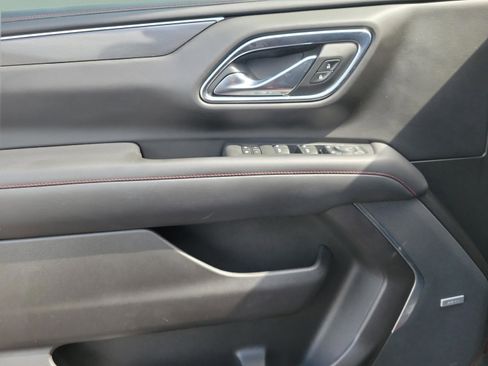 Used 2021 Chevrolet Tahoe RST w/ Luxury Package image 14