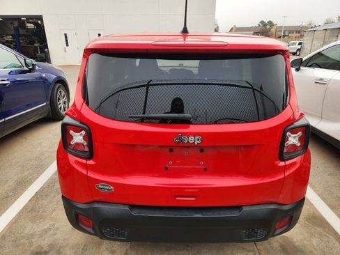 Used 2020 Jeep Renegade Sport image 5