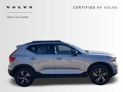 Certified 2023 Volvo XC40 B5 Plus w/ Climate Package image 11
