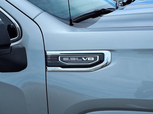 Used 2024 GMC Sierra 1500 Denali w/ Technology Package AWD/4WD image 11