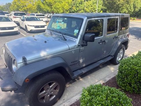 Used 2016 Jeep Wrangler Unlimited Sport w/ Quick Order Package 24S AWD/4WD image 4