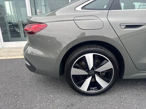 Certified 2025 Audi A5 2.0T Prestige w/ 19" Wheel Package AWD/4WD image 5