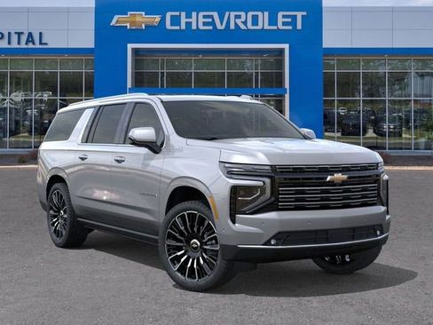 New 2026 Chevrolet Suburban High Country image 7