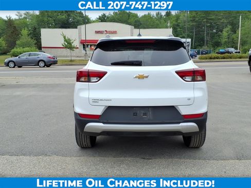 Used 2025 Chevrolet TrailBlazer LT AWD/4WD image 6