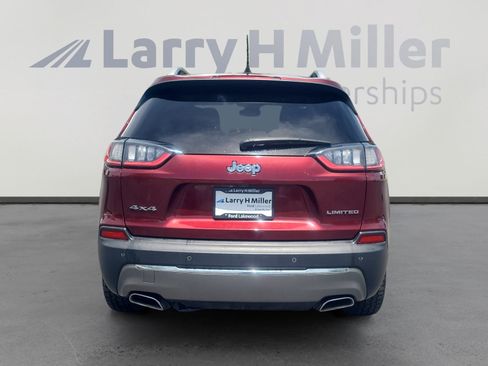 Used 2019 Jeep Cherokee Limited w/ Technology Group AWD/4WD image 4