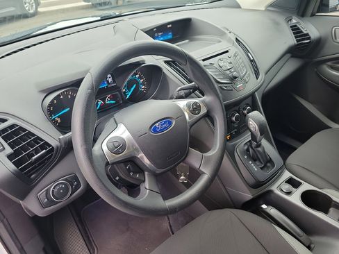 Used 2016 Ford Escape S image 22