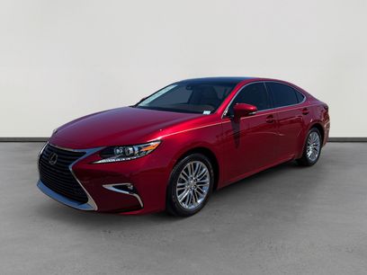 Used 2018 Lexus ES 350 w/ Navigation System Package