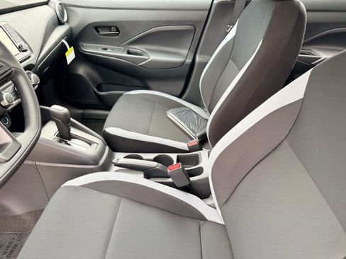 New 2025 Nissan Versa S w/ Trunk Package image 19