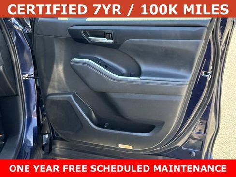 Used 2022 Toyota Highlander XSE FWD image 8