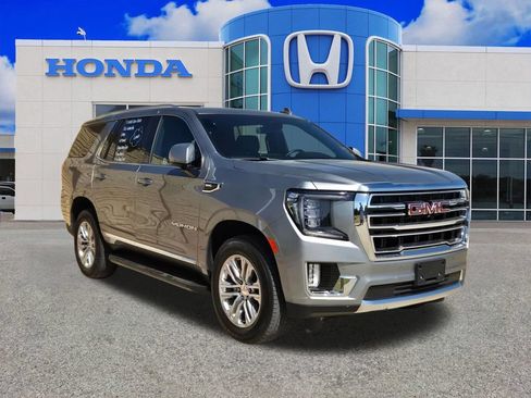 Used 2024 GMC Yukon SLT w/ SLT Luxury Package AWD/4WD image 21