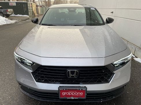 New 2025 Honda Accord SE image 3