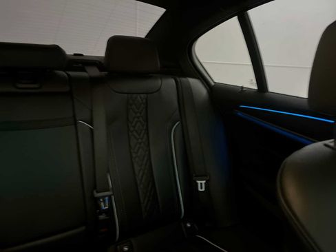 Used 2023 BMW 530e xDrive w/ Luxury Seating Package AWD/4WD image 14