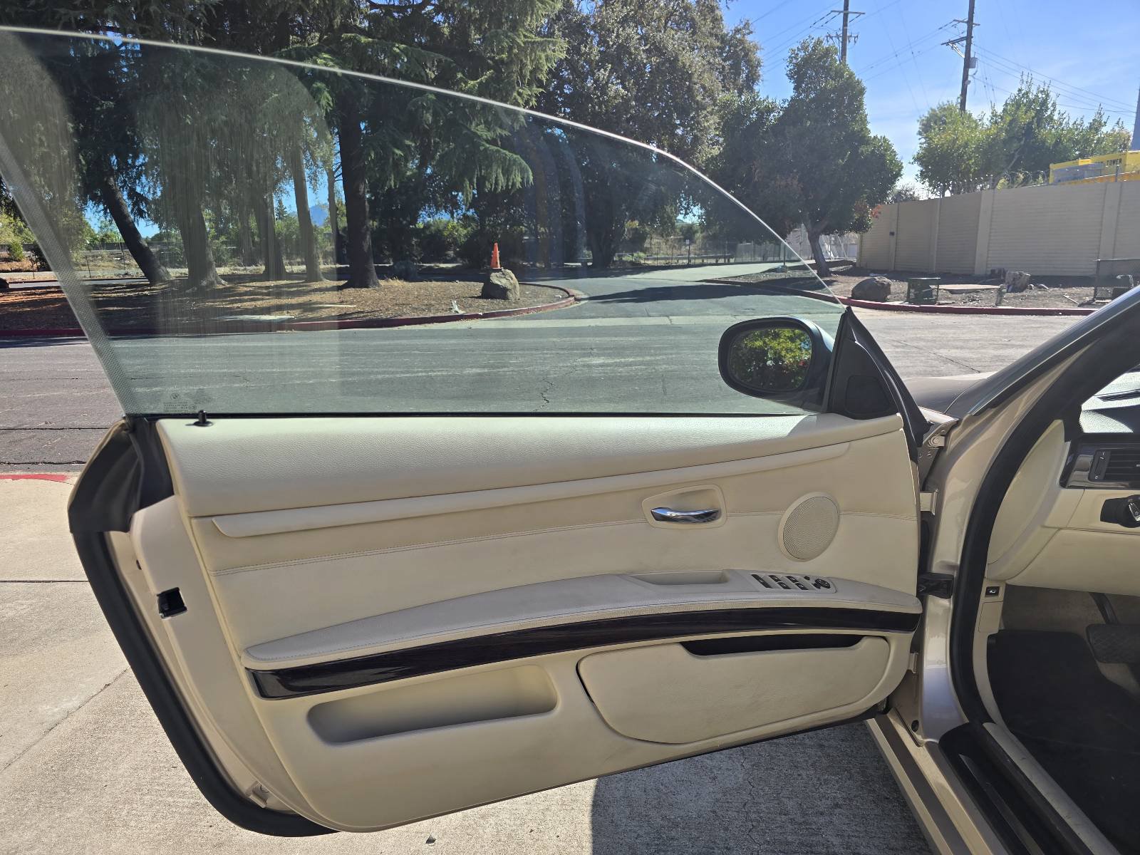 Used 2012 BMW 328i Convertible RWD image 6