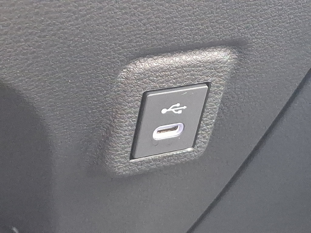 Used 2026 Toyota Corolla LE FWD image 24