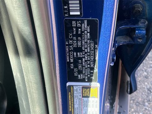 Used 2025 Kia K4 LXS image 31