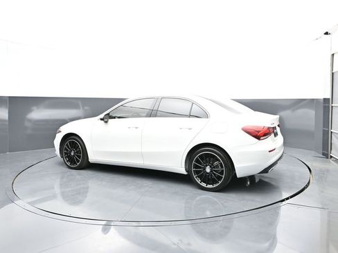 Used 2019 Mercedes-Benz A 220 image 9