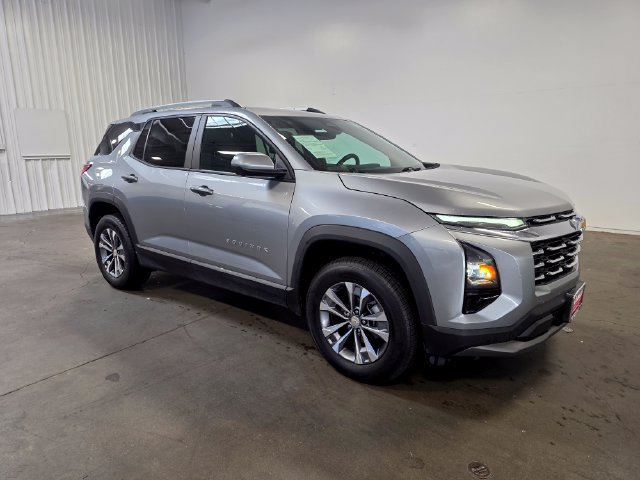 Used 2025 Chevrolet Equinox LT w/ Convenience Package II AWD/4WD image 1