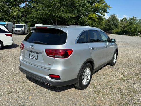 Used 2020 Kia Sorento LX w/ LX I4 Convenience Package FWD image 5