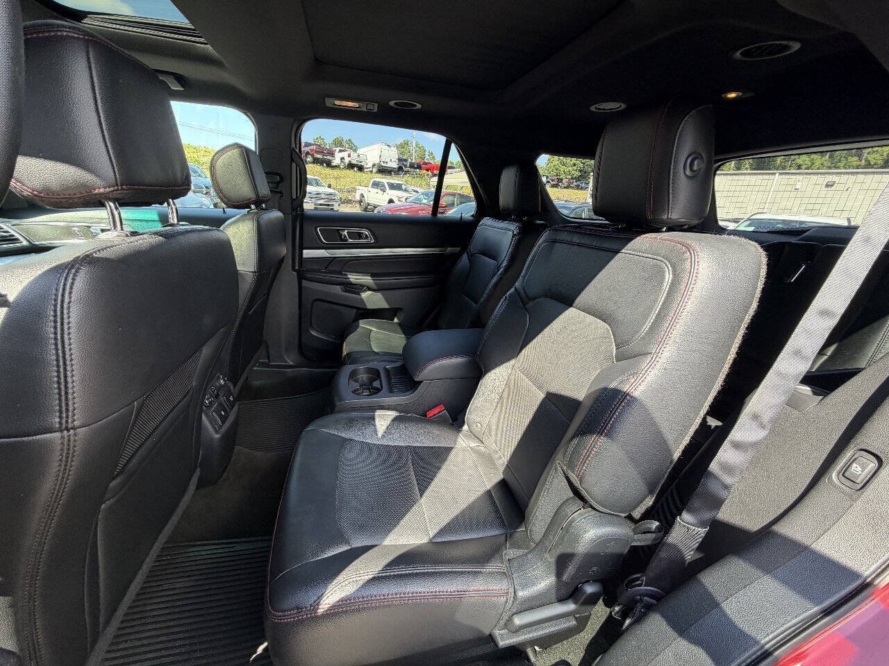 Used 2016 Ford Explorer Sport w/ Equipment Group 401A AWD/4WD image 14