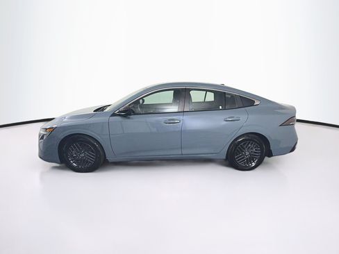 Used 2026 Nissan Sentra SV w/ Floor Mat Package FWD image 4