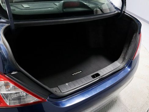 Used 2013 Nissan Versa S image 11