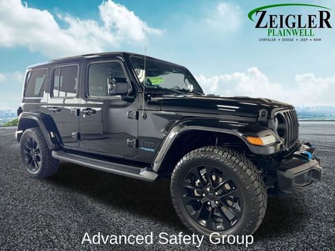 Used 2021 Jeep Wrangler Unlimited Sahara AWD/4WD image 7