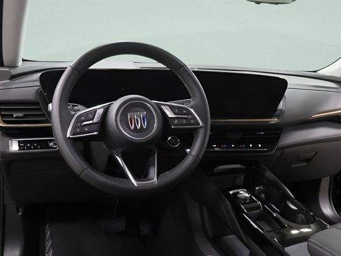 Used 2024 Buick Envision Avenir image 7