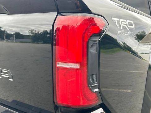 Used 2025 Toyota Tacoma TRD Sport AWD/4WD image 20