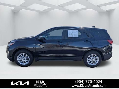 Used 2020 Chevrolet Equinox LS image 6